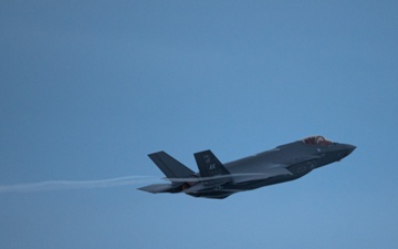 354th FW F-35As take off during Arctic Gold 22-1