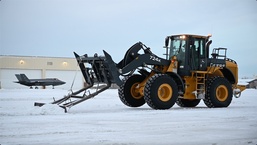 Flightline Ice Breaking Apparatus: 354th FW’s ‘groundbreaking’ snow removal innovation