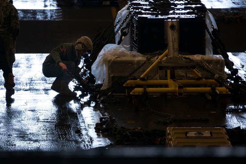 LCAC onload