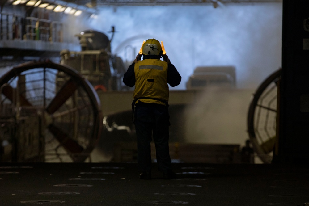 LCAC onload