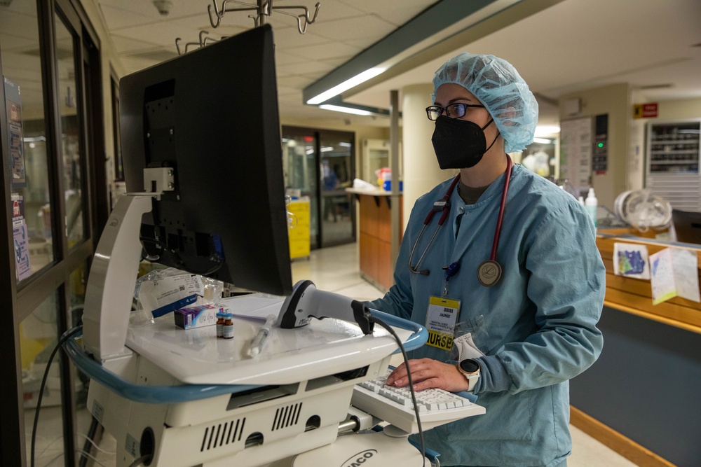 U.S. Air Force Medical Augmentation Team Supports New Hampshire Hospital