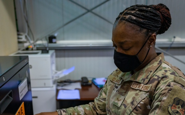 386th EFSS supports lodging and room maintenance