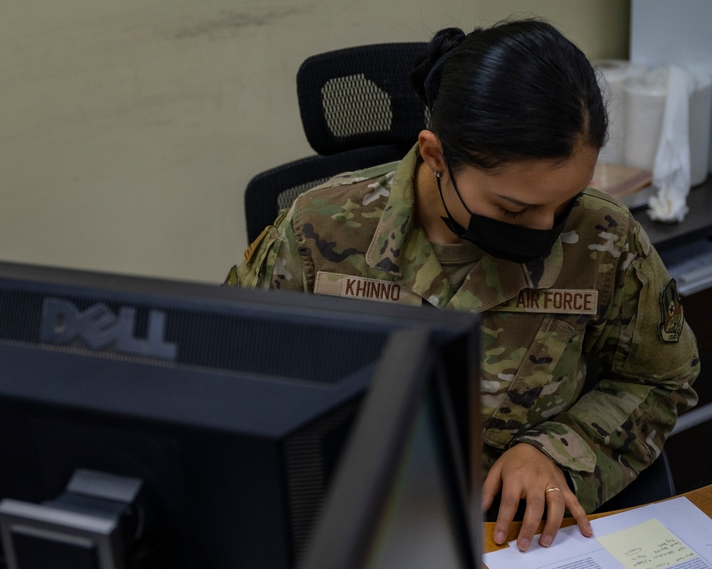 386th AEW Finance Customer Service supports financial readiness