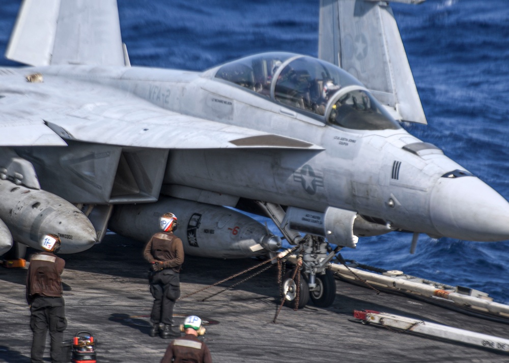 USS Carl Vinson (CVN 70) Conducts Flight Operations in South China Sea