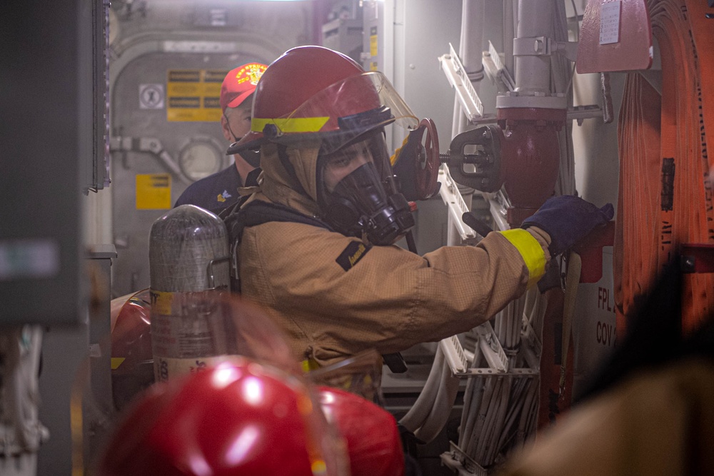 USS Spruance conducts damage control drills