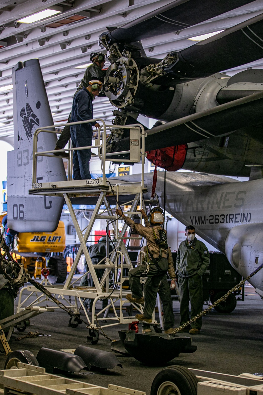 ACE Marines conduct servicability inspections during COMPTUEX