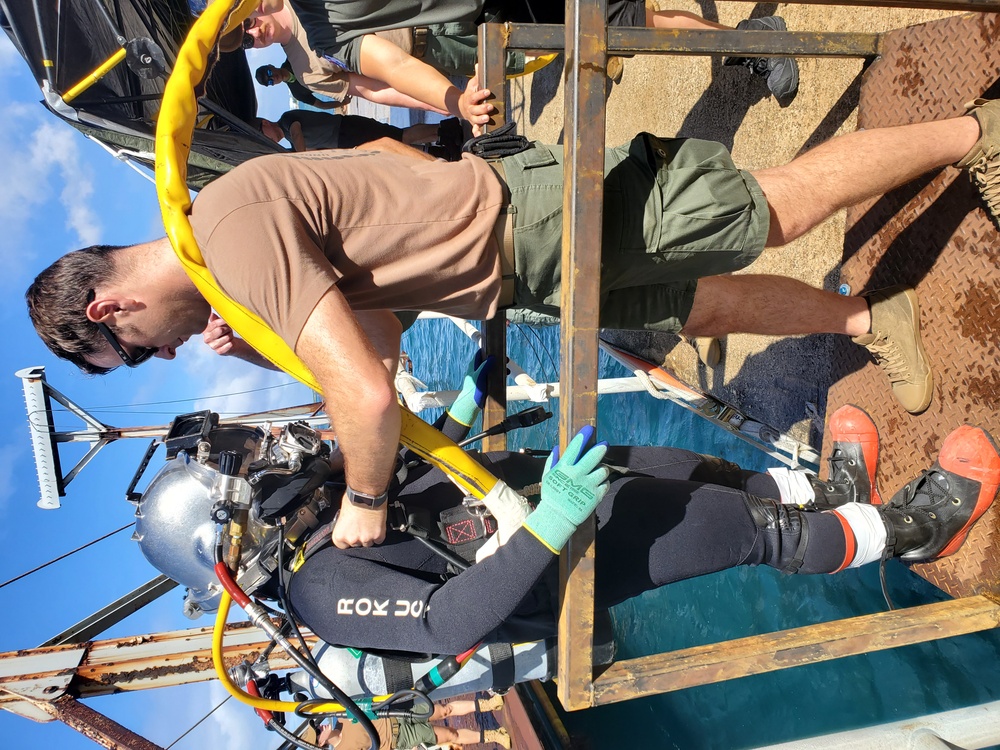 UCT 2 and ROKN UCT Complete the Multinational Underwater Repair Exercise 2021