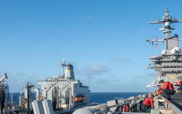 USS Carl Vinson (CVN 70) Conducts Replenishment-at-Sea with USNS Rappahannock (T-AO 204)