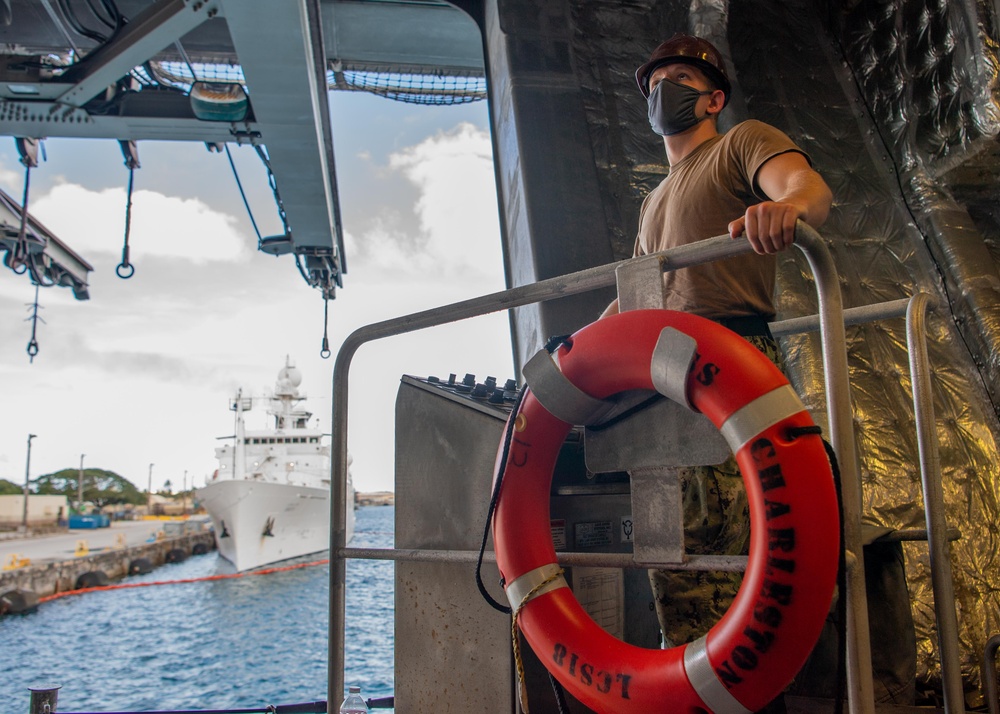 USS Charleston Sailor Operates TBEC
