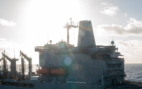 USS Carl Vinson (CVN 70) Conducts Replenishment-at-Sea with USNS Rappahannock (T-AO 204)