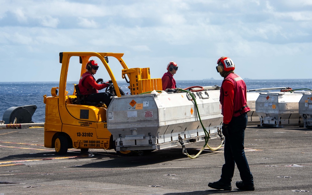 USS Carl Vinson (CVN 70) Participates in Replenishment-At-Sea with USNS Matthew Perry (T-AKE 9)