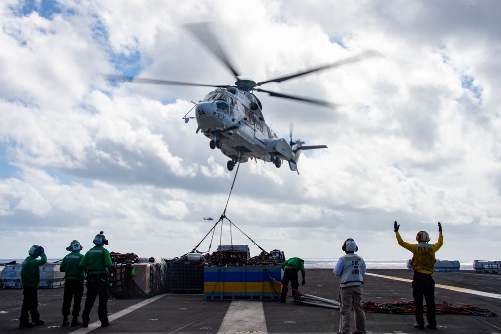 USS Carl Vinson (CVN 70) Participates in Replenishment-At-Sea with USNS Matthew Perry (T-AKE 9)