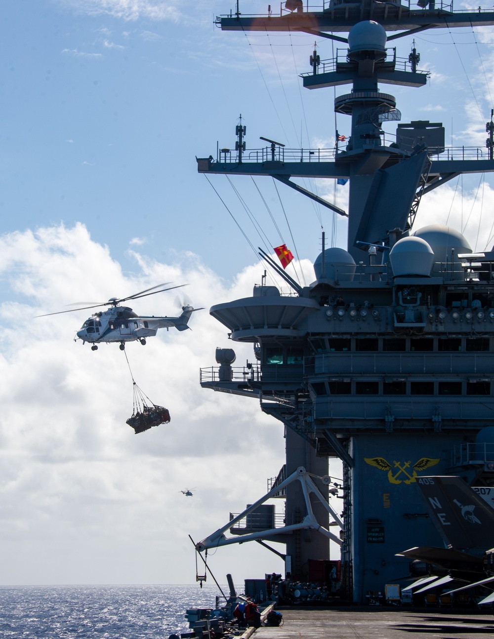 USS Carl Vinson (CVN 70) Participates in Replenishment-At-Sea with USNS Matthew Perry (T-AKE 9)