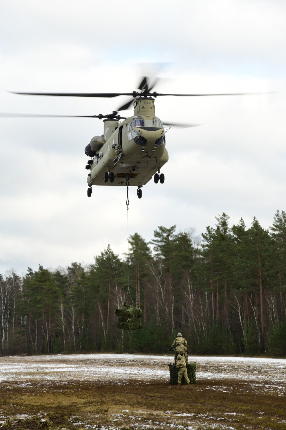 Comanche Troop conducts Sling Load Operations