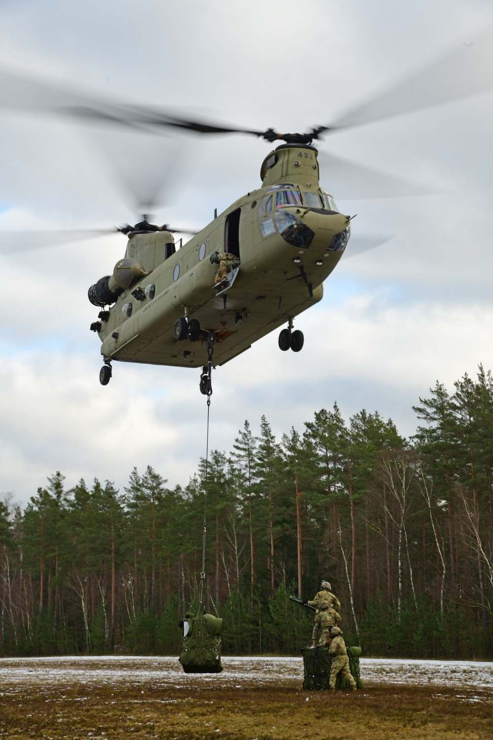 Comanche Troop conducts Sling Load Operations