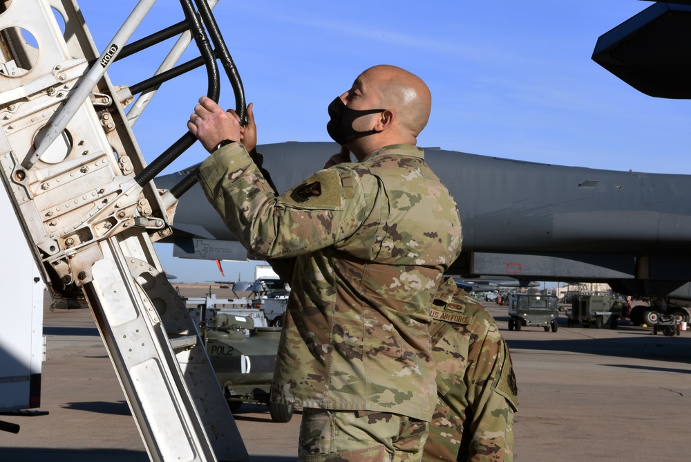 8th Air Force Command Chief visits Dyess