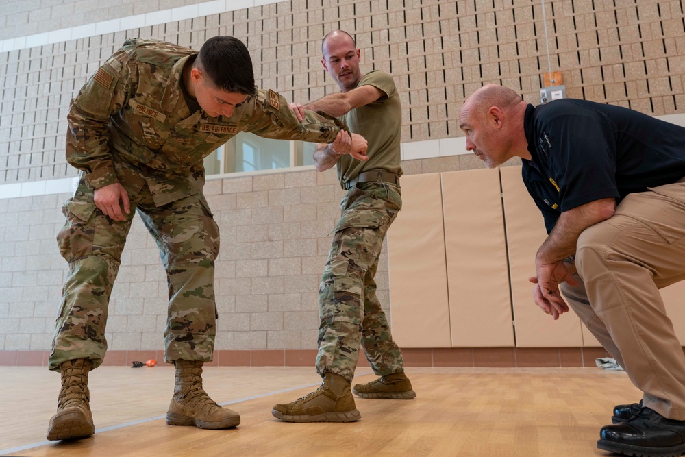 Guardsmen assist at New Hampshire state prison