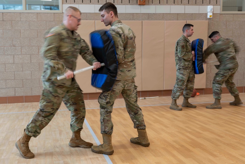 Guardsmen assist at New Hampshire state prison