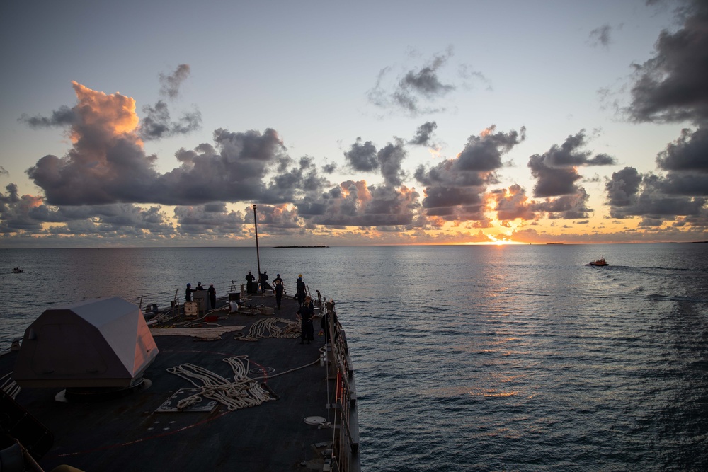 USS Milwaukee Departs Ponce After Brief Stop for Fuel and Provisions