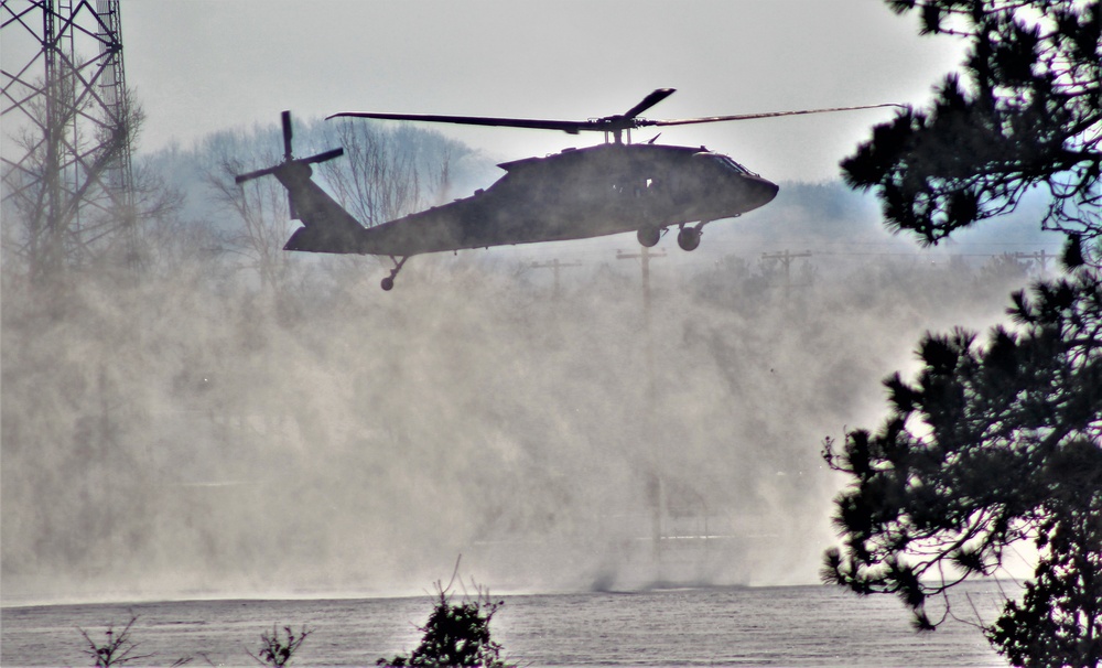 Wisconsin National Guard’s 1st Battalion, 147th Aviation Regiment operates Black Hawks at Fort McCoy