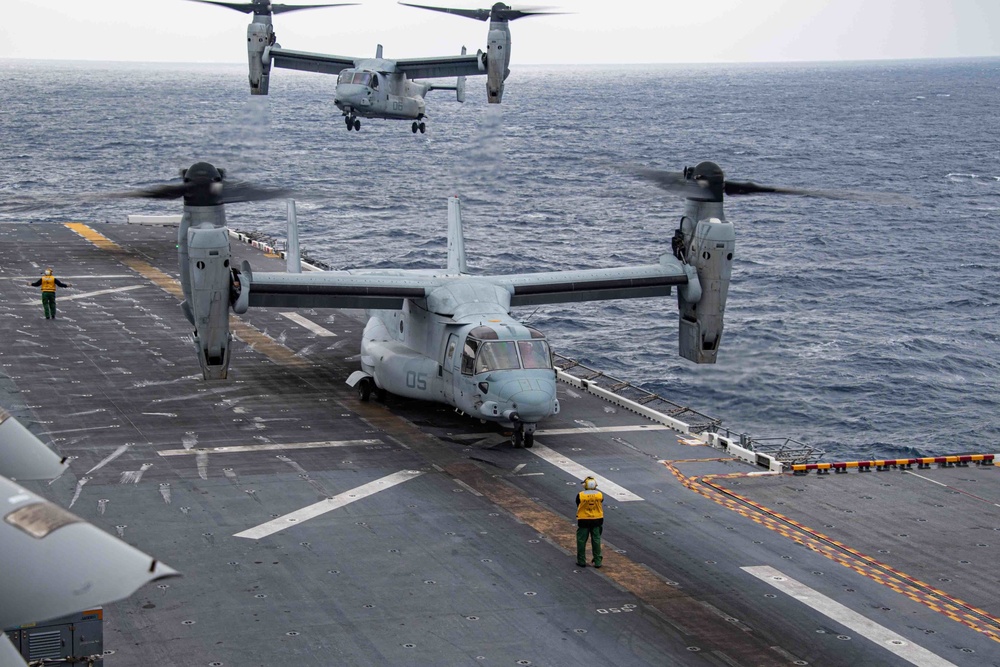 DVIDS - Images - USS America (LHA 6) Conducts Flight Operations [Image ...