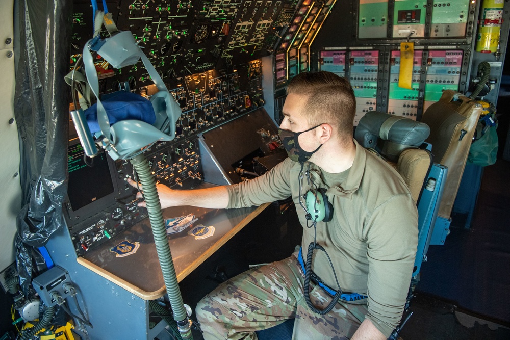 725th AMS Preforms Operations Checks On C-5 Galaxy