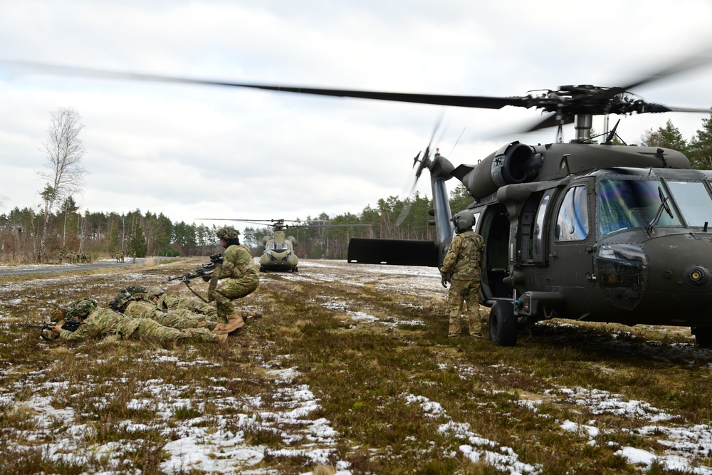 Comanche Troop conducts Air Assault Raids