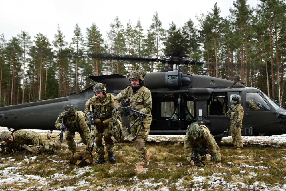 Comanche Troop conducts Air Assault Raids