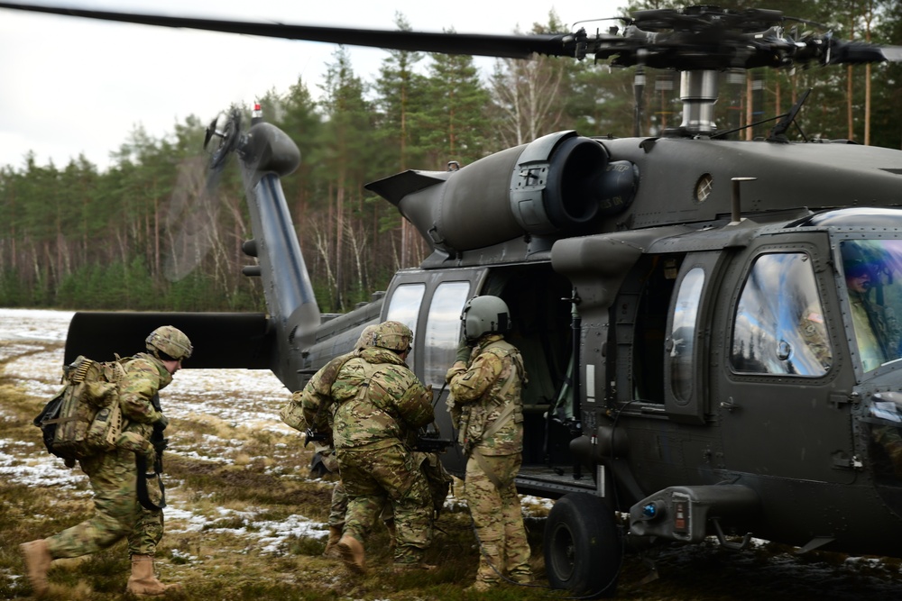 Comanche Troop conducts Air Assault Raids