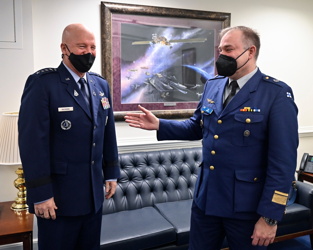 CSO Raymond meets Finnish Maj. Gen. Jokinen