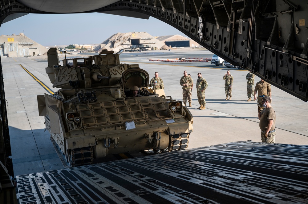 816th EAS tranports U.S. Army M2A3 Bradley