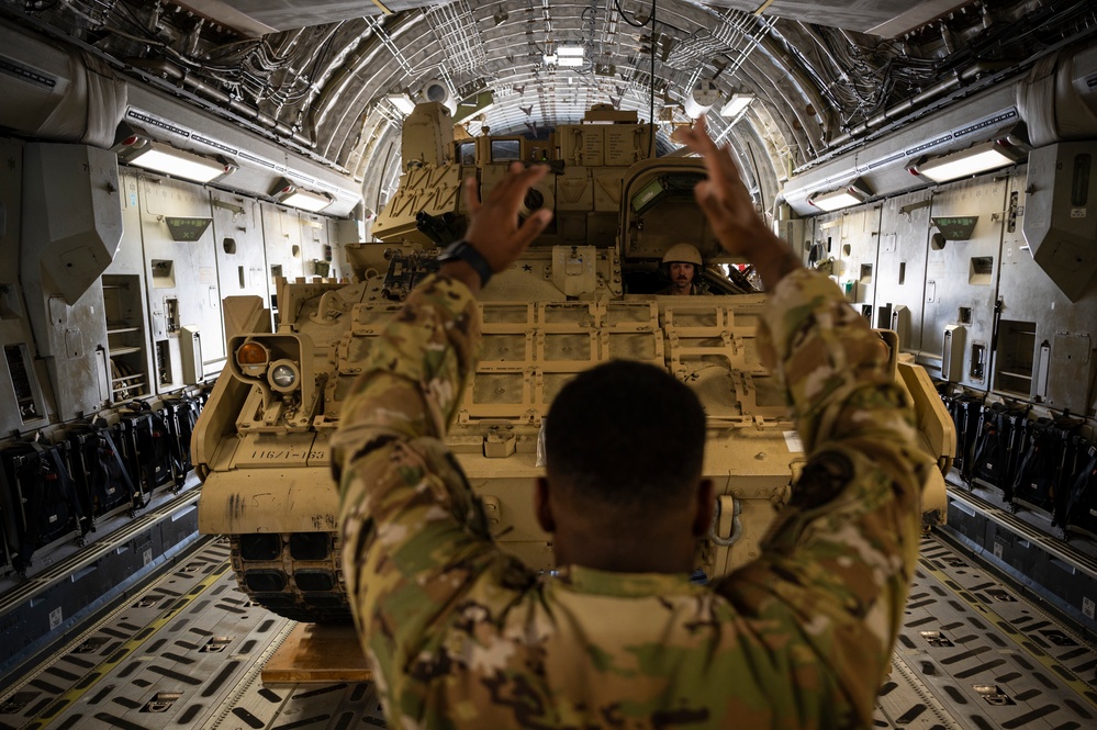 816th EAS tranports U.S. Army M2A3 Bradley