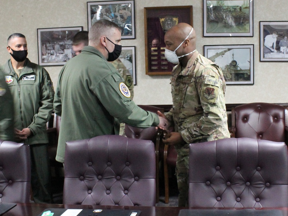 552nd ACW puts readiness on display for Fifteenth Air Force commander