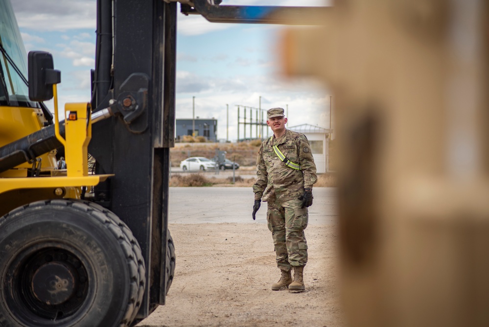 Idaho Army National Guard conducts railhead operations for upcoming deployment