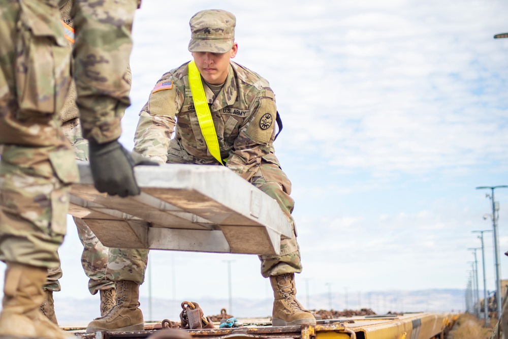 Idaho Army National Guard conducts railhead operations for upcoming deployment