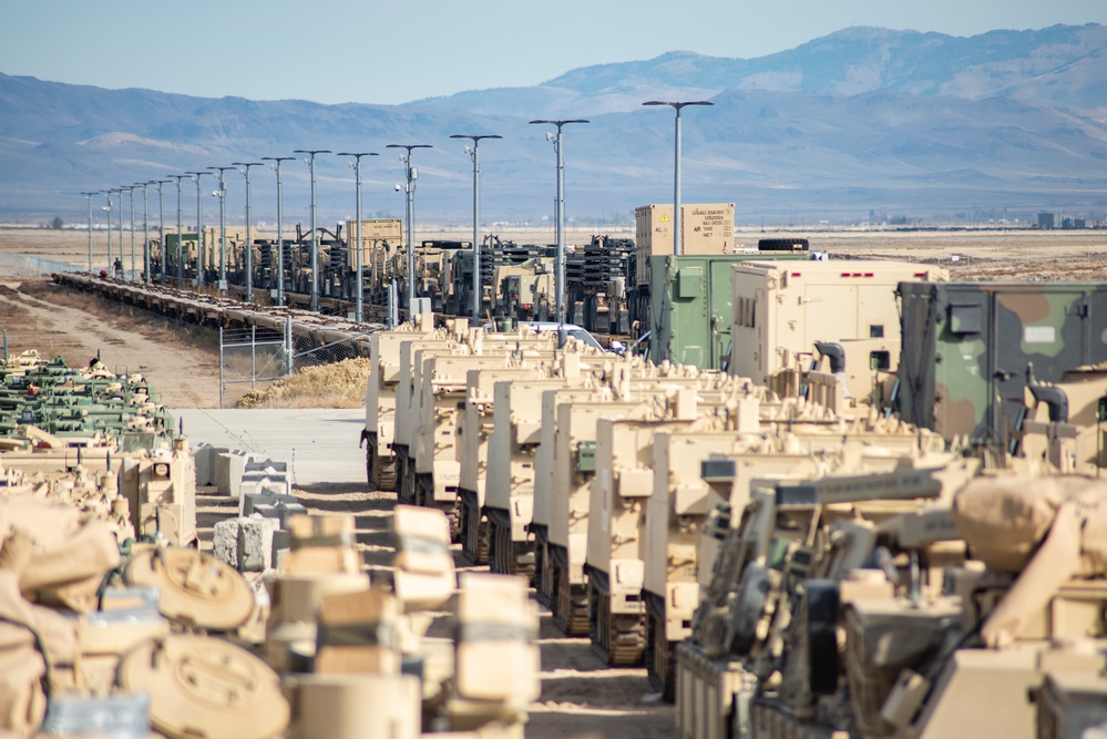 Idaho Army National Guard conducts railhead operations for upcoming deployment