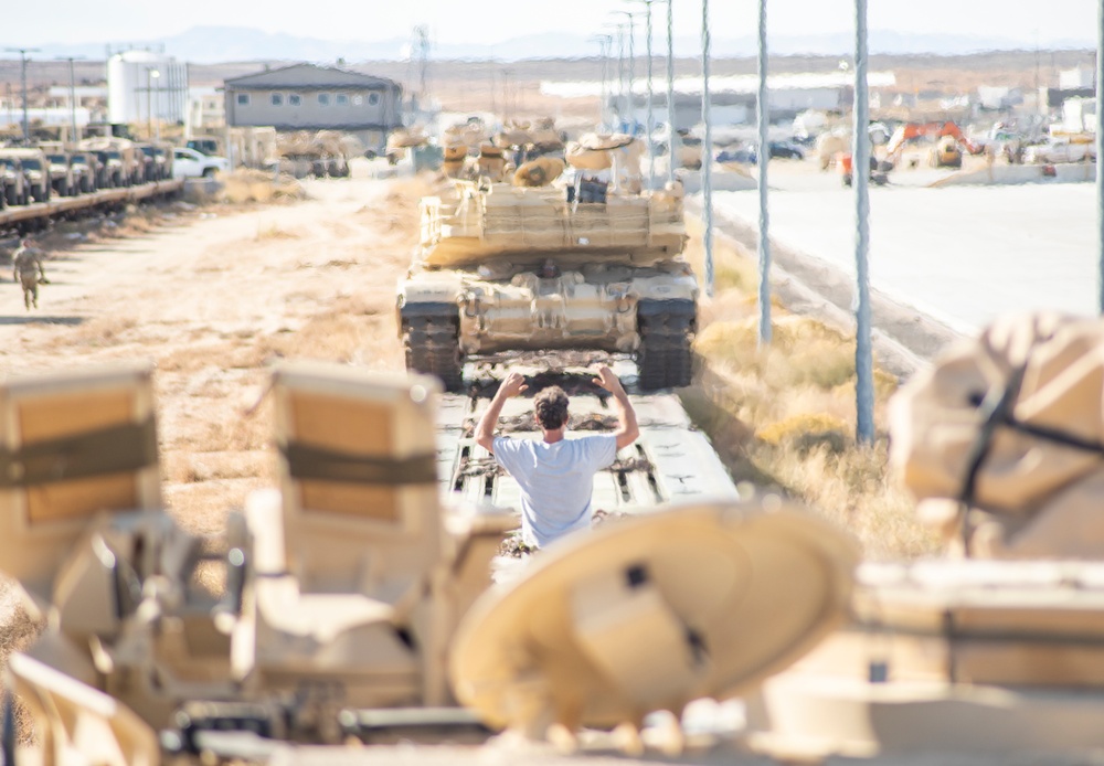 Idaho Army National Guard conducts railhead operations for upcoming deployment