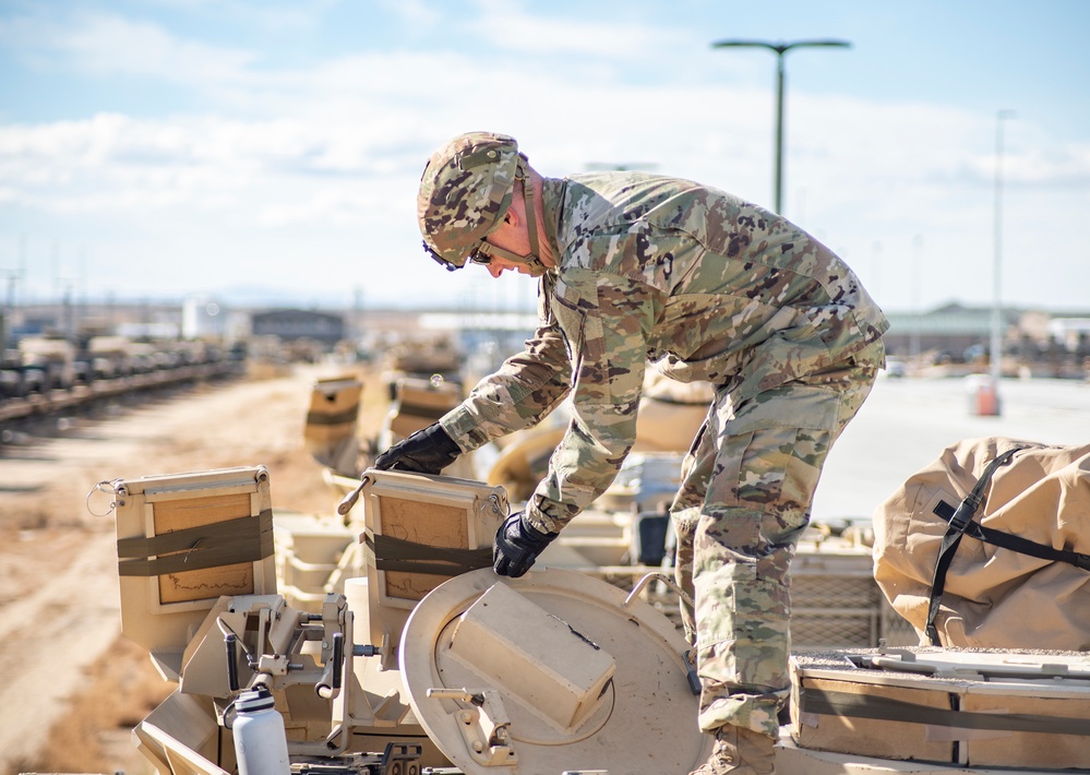 Idaho Army National Guard conducts railhead operations for upcoming deployment