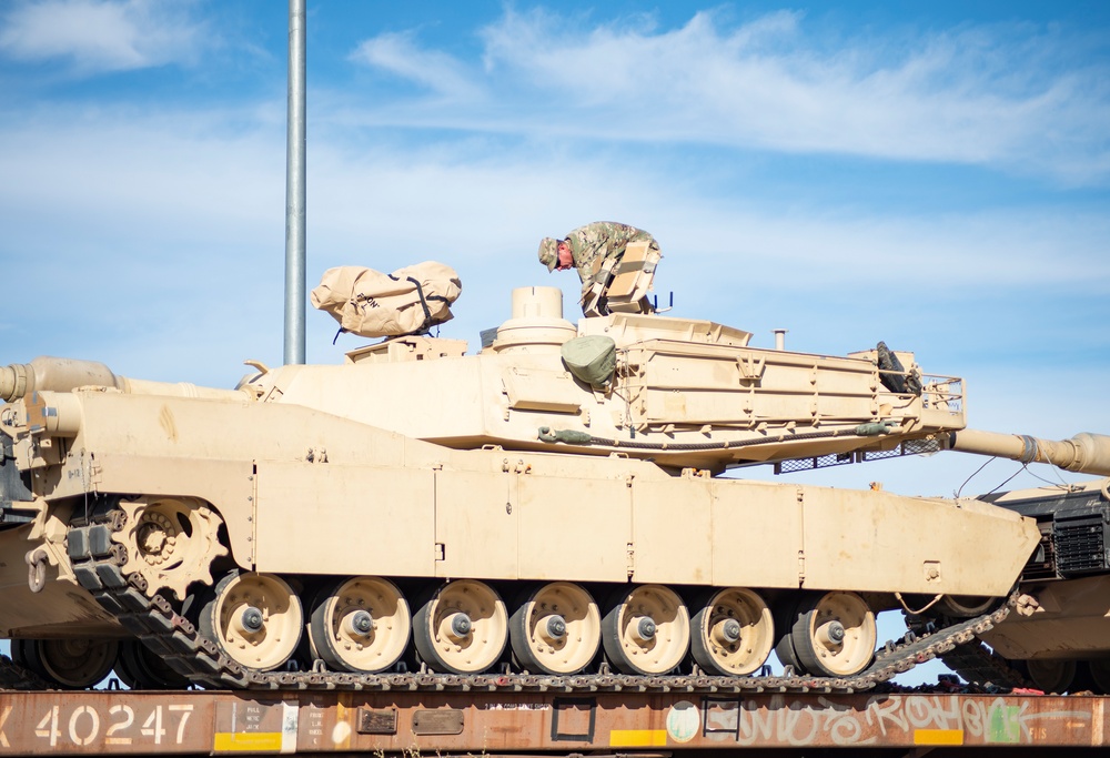 Idaho Army National Guard conducts railhead operations for upcoming deployment