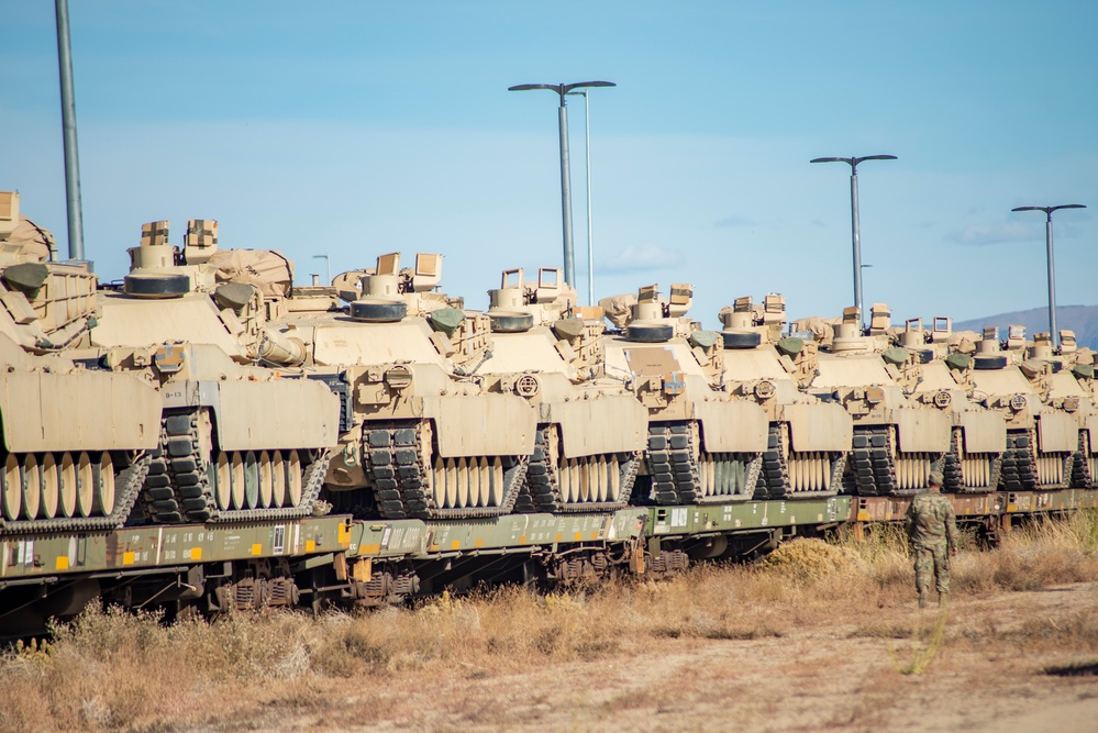 Idaho Army National Guard conducts railhead operations for upcoming deployment