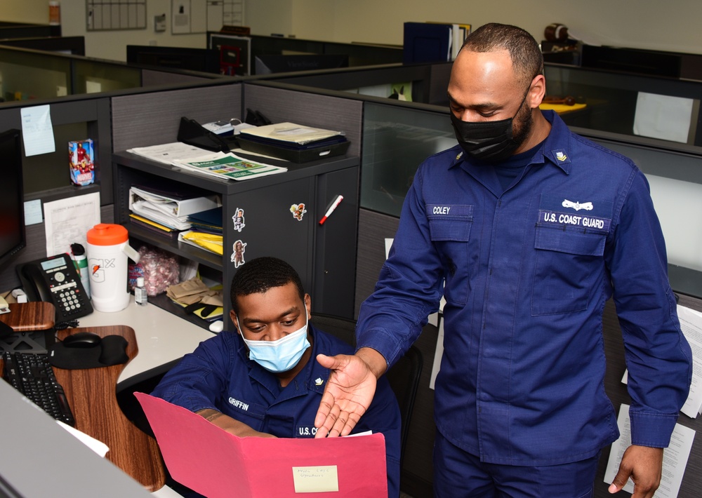 Photo of Coast Guard Jacksonville Yeomen