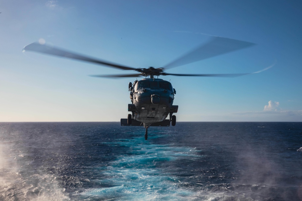 HSC 28 Helo Lands on USS Billings