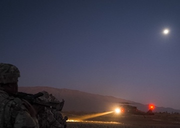 ‘Go for Broke’ Mortars Fly High at Pohakuloa Training Area