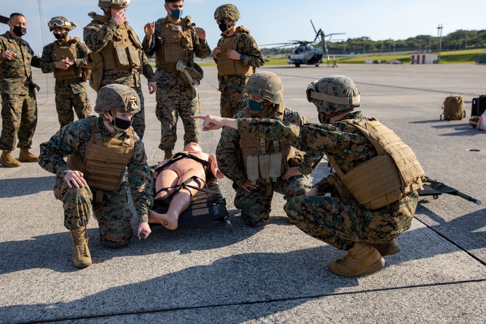 DVIDS - Images - Marines with Combat Logistics Regiment 37 conduct air ...