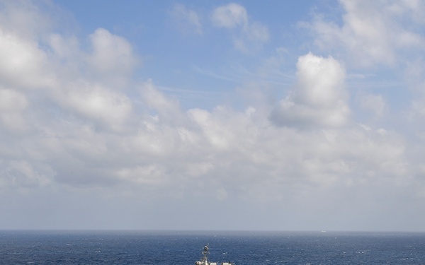 USS Chafee (DDG 90) Transits South China Sea