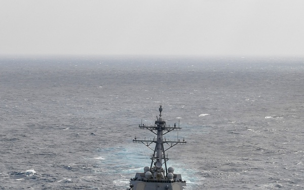 USS Chafee (DDG 90) Transits South China Sea