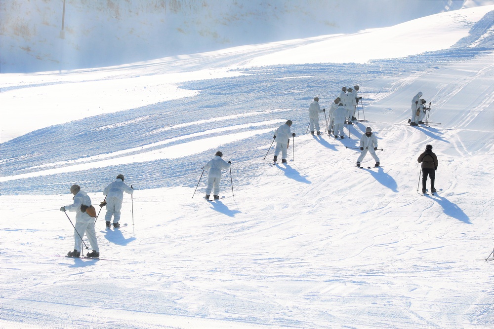 CWOC students complete skiing familiarization during training at Fort McCoy