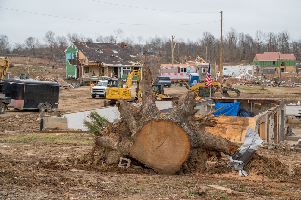 Tornado Damage Cambridge Shores KY