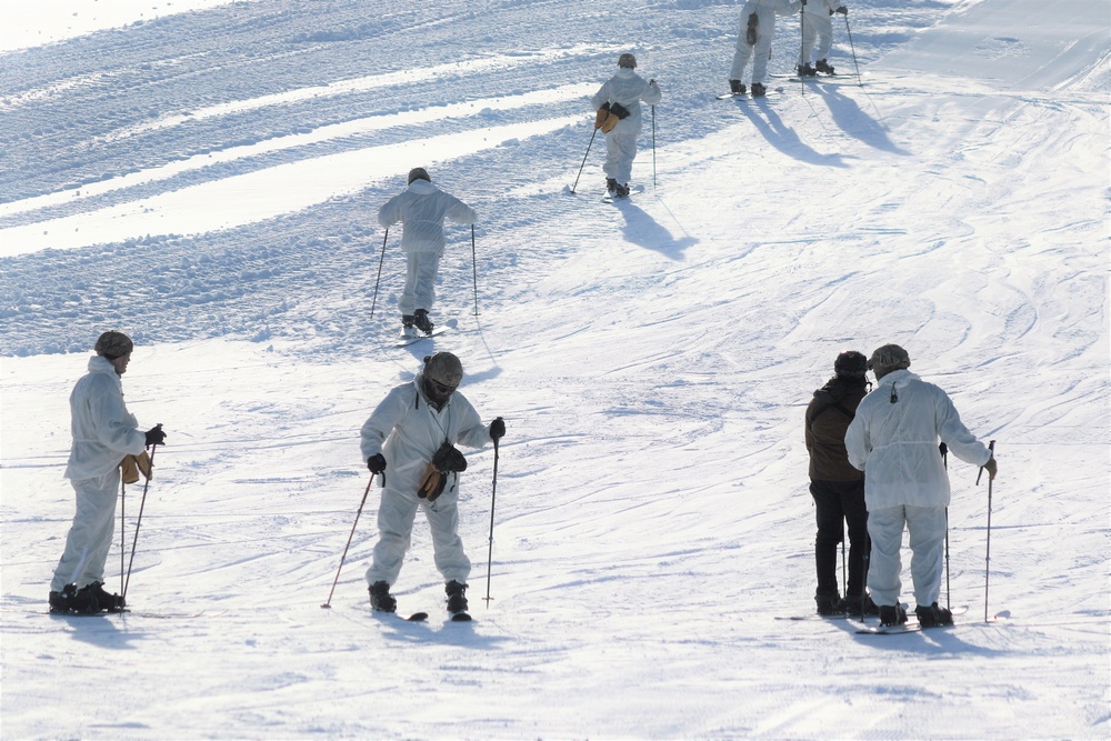 CWOC students complete skiing familiarization during training at Fort McCoy