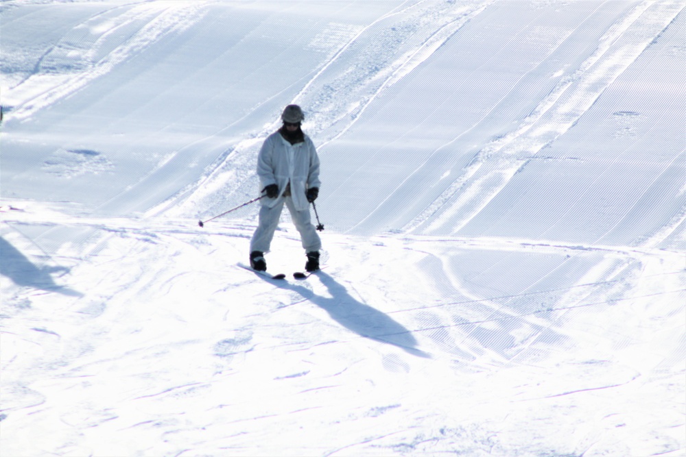 CWOC students complete skiing familiarization during training at Fort McCoy